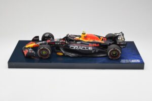 Red Bull Racing RB19 #11 S. Perez Winner Saudi Arabian GP 2023 Minichamps 1:18 113230111 メタル