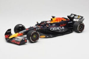 Oracle Red Bull Racing RB20 #1 M. Verstappen Winner Bahrain GP 2024 Minichamps 1:18 110240101 メタル