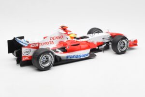 Panasonic Toyota Racing TF106 #8 R. Schumacher F1 2006 Minichamps 1:18 100060007 メタル - 画像 2/6