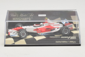 Toyota J. Trulli Panasonic Toyota Racing Showcar F1 2007 Minichamps 1:43 400070082 メタル - 画像 5/5