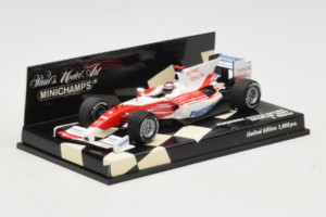 Toyota TF109 #9 J. Trulli Panasonic Toyota Racing Showcar F1 2009 Minichamps 1:43 400090079 メタル - 画像 2/5