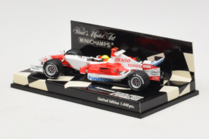 Toyota TF106 Panasonic #11 R. Schumacher Panasonic Toyota Racing Showcar 2006 Minichamps 1:43 400060077 メタル - 画像 3/5