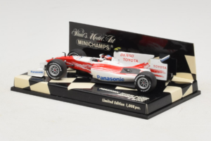 Toyota TF109 #10 T. Glock Panasonic Toyota Racing Showcar F1 2009 Minichamps 1:43 400090080 メタル - 画像 3/5