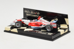 Toyota TF106 Panasonic #11 R. Schumacher Panasonic Toyota Racing 2006 Minichamps 1:43 400060007 メタル - 画像 3/5
