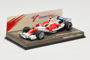 Toyota TF108 Panasonic #12 J. Trulli F1 2008 Minichamps 1:43 AM611513 メタル - 画像 2/5