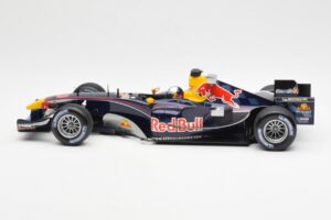 Red Bull Racing Cosworth RB1 #15 C. Klien F1 2005 Minichamps 1:18 100050015 メタル - 画像 3/6