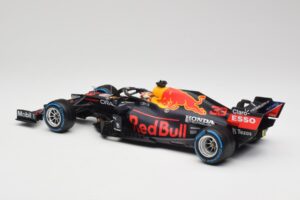 Red Bull Racing Honda RB16B #33 M. Verstappen Belgian GP Winner 2021 Minichamps 1:18 110211333 レジン - 画像 5/7
