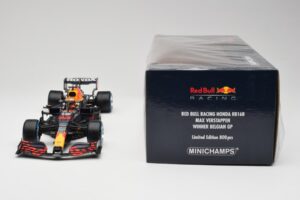 Red Bull Racing Honda RB16B #33 M. Verstappen Belgian GP Winner 2021 Minichamps 1:18 110211333 レジン - 画像 6/7