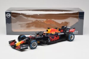 Red Bull Racing Honda RB16B #33 M. Verstappen Belgian GP Winner 2021 Minichamps 1:18 110211333 レジン - 画像 7/7