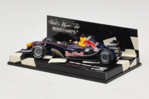 Red Bull Racing RB1 V. Liuzzi Test Driver F1 2005 Minichamps 1:43 400050115 メタル - 画像 3/5