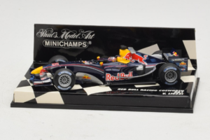 Red Bull Racing RB1 V. Liuzzi Test Driver F1 2005 Minichamps 1:43 400050115 メタル