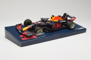 Red Bull Racing Honda RB16B #33 M. Verstappen Emilia Romagna GP 2021 Case Edition Minichamps 1:18 113210133 レジン - 画像 2/7