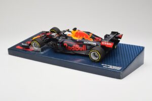 Red Bull Racing Honda RB16B #33 M. Verstappen Emilia Romagna GP 2021 Case Edition Minichamps 1:18 113210133 レジン - 画像 5/7