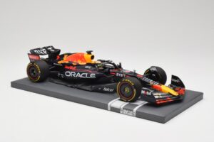 Oracle Red Bull Racing RB18 #33 M. Verstappen Mexican GP 2022 Minichamps 1:18 113222001 レジン - 画像 4/7