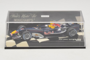 Red Bull RB2 Ferrari #14 C. Klien Red Bull Racing 2006 Minichamps 1:43 400060015 メタル - 画像 4/5