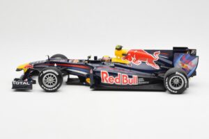 Red Bull Racing Renault RB6 #6 M. Webber F1 2010 Minichamps 1:18 110100006 メタル - 画像 3/6