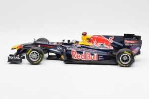 Red Bull Racing Renault RB6 #5 S. Vettel F1 World Champion 2010 Minichamps 1:18 110100005 メタル - 画像 3/6