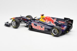 Red Bull Racing Renault RB6 #5 S. Vettel F1 World Champion Showcar 2010 Minichamps 1:18 150100075 メタル - 画像 5/6