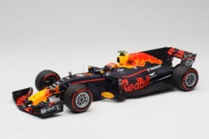 Red Bull Racing RB13 Tag Heuer #33 M. Verstappen Australian GP 2017 Minichamps 1:18 110170033 レジン