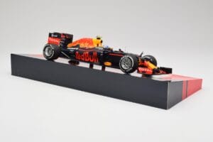 Red Bull RB12 #33 M. Verstappen Spain GP Winner 2016 Minichamps 1:18 147160533 メタル - 画像 4/6