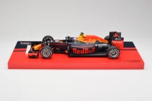 Red Bull RB12 #33 M. Verstappen Spain GP Winner 2016 Minichamps 1:18 147160533 メタル