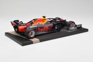Red Bull RB15 #33 M. Verstappen Brazil GP Winner 2019 Minichamps 1:18 113191933 メタル - 画像 3/7