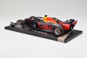 Red Bull RB15 #33 M. Verstappen Brazil GP Winner 2019 Minichamps 1:18 113191933 メタル - 画像 5/7