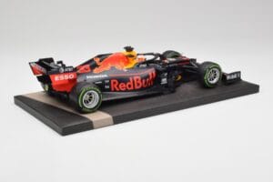 Red Bull RB15 #33 M. Verstappen German GP Winner Wet 2019 Minichamps 1:18 113191133 メタル - 画像 3/7