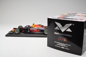 Red Bull RB15 #33 M. Verstappen German GP Winner Wet 2019 Minichamps 1:18 113191133 メタル - 画像 7/7