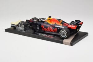 Red Bull RB16 #33 M. Verstappen Abu Dhabi GP Winner 2020 Minichamps 1:18 113201733 メタル - 画像 5/6