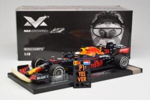 Red Bull RB16 #33 M. Verstappen Abu Dhabi GP Winner 2020 Minichamps 1:18 113201733 メタル - 画像 6/6