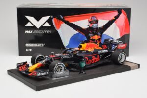 Red Bull RB16B #33 M. Verstappen Dutch GP Winner 2021 Minichamps 1:18 113212533 メタル - 画像 6/7