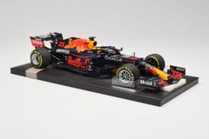 Red Bull RB16B #33 M. Verstappen France GP Winner 2021 Minichamps 1:18 113210833 メタル - 画像 4/7