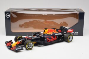 Red Bull RB16B #33 M. Verstappen Emilia Romagna GP Winner Mid Race Tyres 2021 Minichamps 1:18 110210133 メタル - 画像 6/7