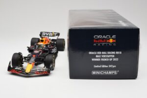 Red Bull RB18 #1 M. Verstappen France GP Winner 2022 Minichamps 1:18 110221201 メタル - 画像 7/7