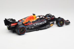Red Bull RB18 #1 M. Verstappen Monaco GP 3rd Wet 2022 Minichamps 1:18 110220701 メタル - 画像 2/7