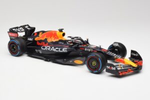 Red Bull RB18 #1 M. Verstappen Monaco GP 3rd Wet 2022 Minichamps 1:18 110220701 メタル - 画像 4/7