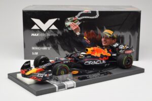 Red Bull RB18 #1 M. Verstappen Emilia Romagna GP 2022 Winner Minichamps 1:18 113220401 レジン - 画像 7/7