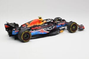 Red Bull RB19 #1 M. Verstappen Austin GP Winner 2023 Minichamps 1:18 110231901 メタル - 画像 2/6