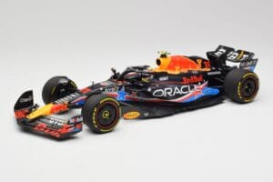 Red Bull RB19 #1 M. Verstappen Austin GP Winner 2023 Minichamps 1:18 110231901 メタル