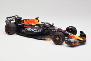Red Bull RB19 #1 M. Verstappen Qatar Sprint Race 2nd WC 2023 Minichamps 1:18 110231801 メタル - 画像 4/6