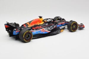 Red Bull RB19 #11 S. Perez Austin GP 2023 Minichamps 1:18 110231911 メタル - 画像 2/6
