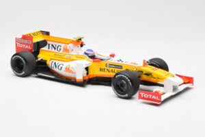 Renault F1 Team R29 #10 R. Grosjean F1 2009 Minichamps 1:18 150090108 メタル - 画像 4/6