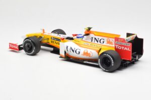 Renault F1 Team R29 #10 R. Grosjean F1 2009 Minichamps 1:18 150090108 メタル - 画像 5/6