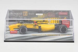 Renault R30 #11 R. Kubica Race Car 2010 Minichamps 1:43 403100081 メタル - 画像 4/6