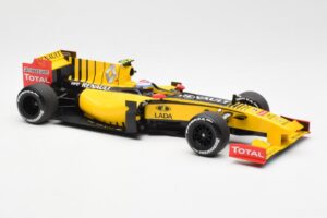 Renault F1 Team R30 #11 V. Petrov Showcar F1 2010 Minichamps 1:18 150100082 メタル - 画像 4/6