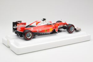 Scuderia Ferrari SF16-H #5 S. Vettel Italian GP 2016 BBR 1:18 BBR181625 メタル - 画像 2/7
