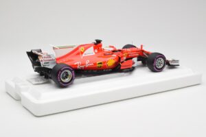 Scuderia Ferrari SF70H #5 S. Vettel Winner Australian GP 2017 BBR 1:18 BBR181705 メタル - 画像 2/7