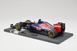 Scuderia Toro Rosso STR10 Renault #33 M. Verstappen Australian GP 2015 Minichamps 1:18 117150033 レジン - 画像 5/7