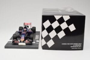 Scuderia Toro Rosso STR10 Renault #33 M. Verstappen Australian GP 2015 Minichamps 1:18 117150033 レジン - 画像 6/7